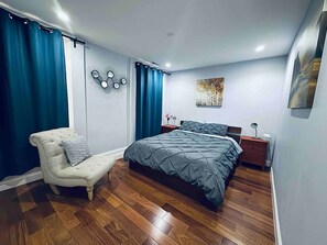 1 bedroom, desk, iron/ironing board, WiFi