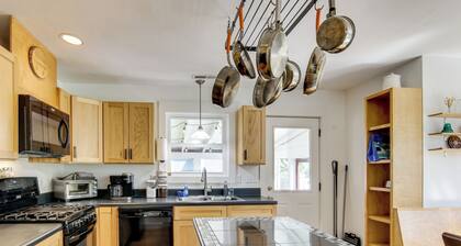 Downtown Brevard Home: Walk to Bars & Breweries!