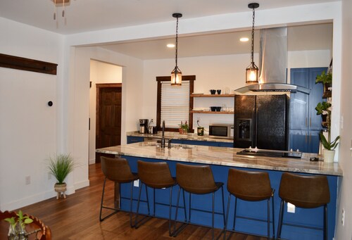 La Casita: A Cozy Retreat Near Wake Forest University"