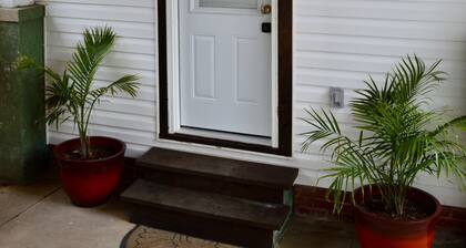 La Casita: A Cozy Retreat Near Wake Forest University"