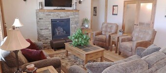 Greystone Crossing Suite #12