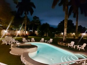 Utomhuspool