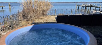Sailor's Sunrise Cottage - Chesapeake Bay