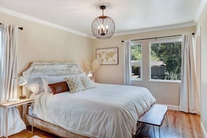 3 bedrooms, iron/ironing board, free WiFi - Rincon Valley Wine Country Vacation Home (Santa Rosa)
