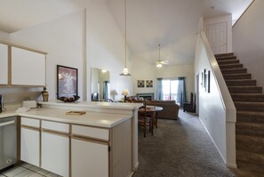 Condo (Bella Restare - Sleeps 8-10, walk to) | Exterior