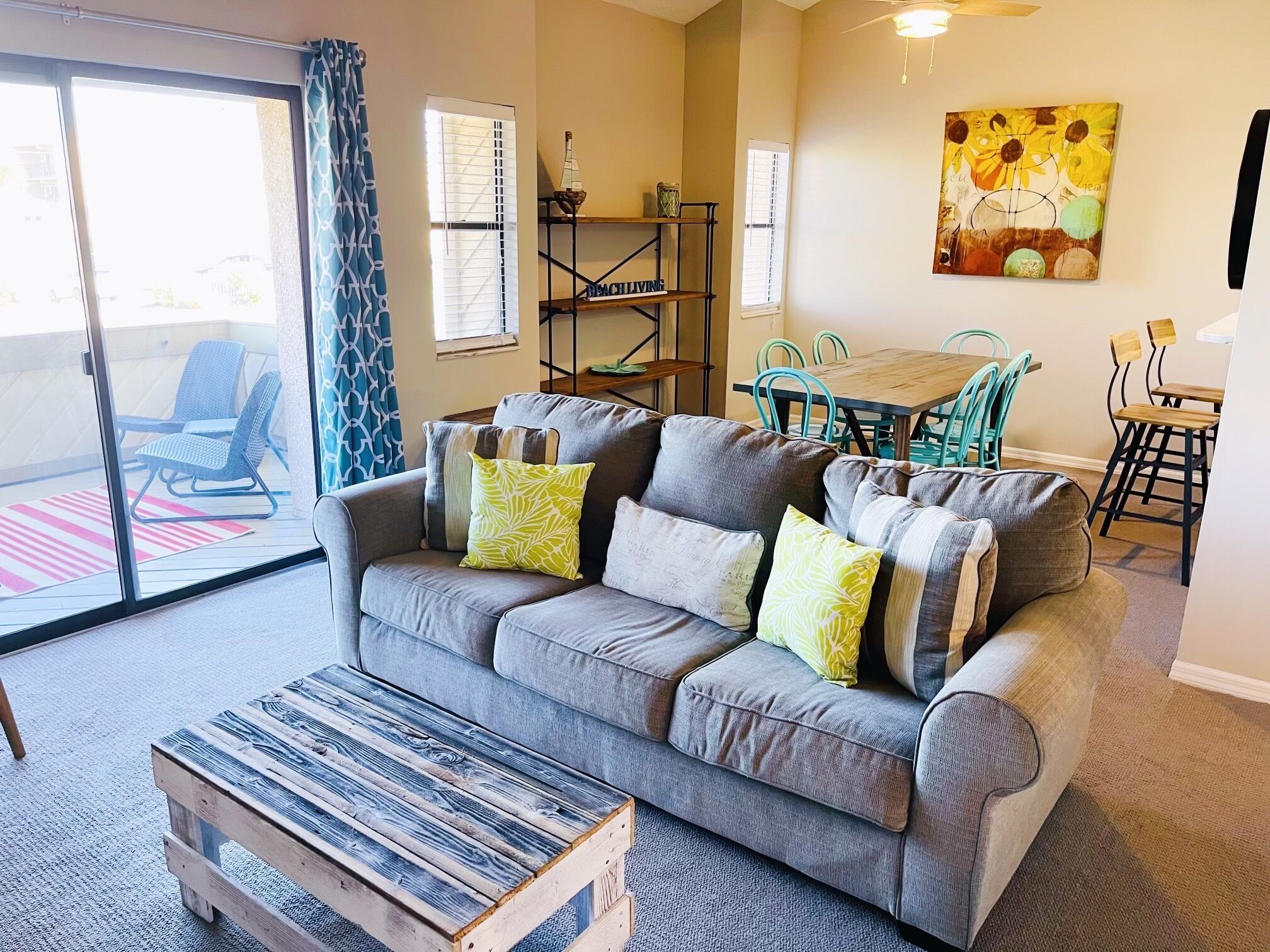 GREAT OFF-SEASON RATES! - Second Row Ocean Condo ~ Short walk from the beach 