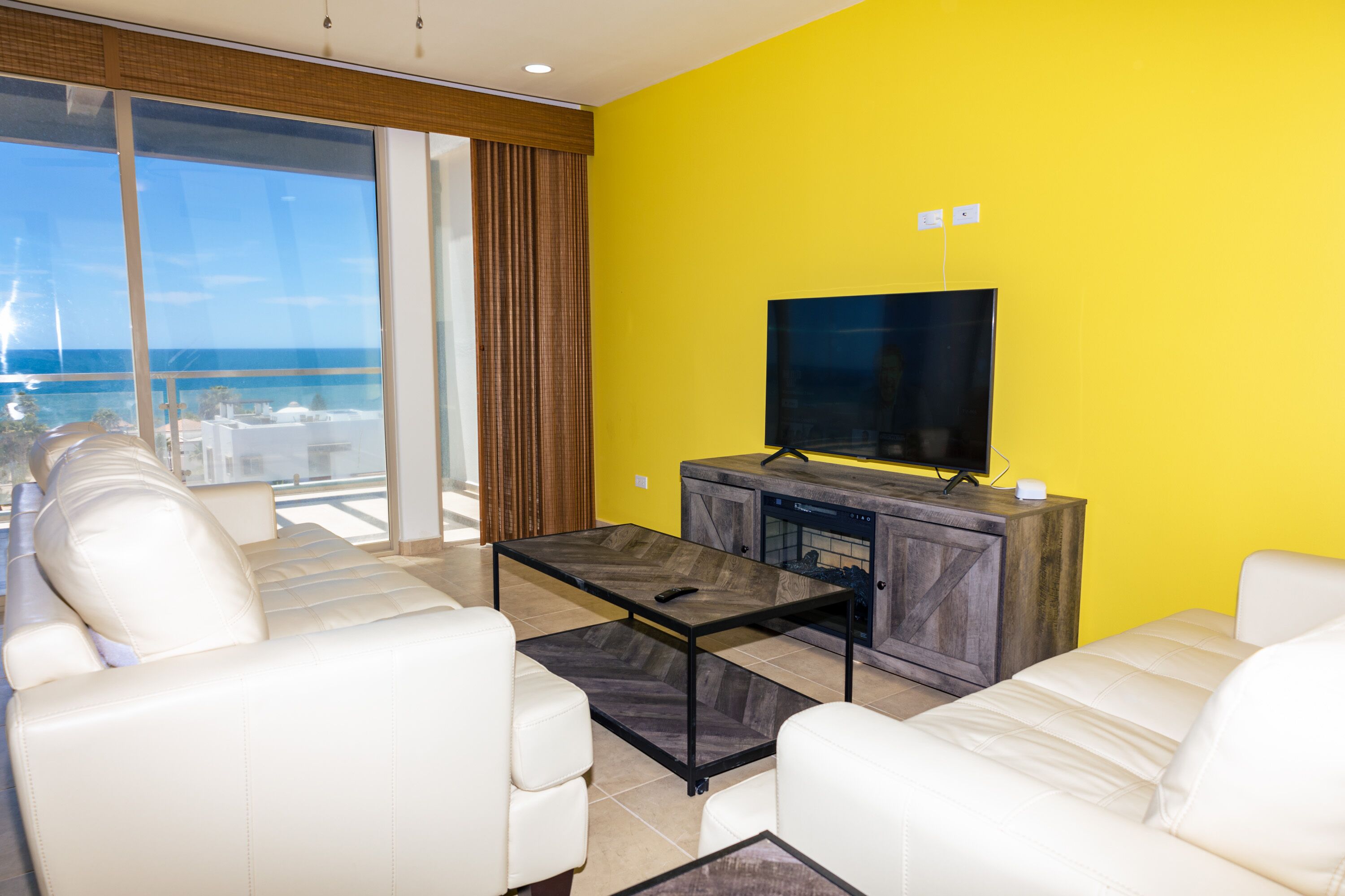 Linda Vista 512 (2Bedroom-2Bathroom) By FMI Rentals