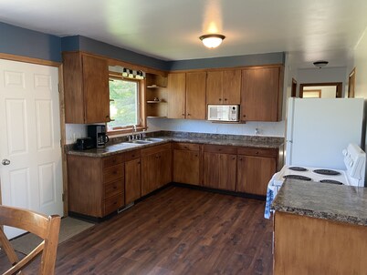 3 bed 1 bath ranch style home a half a block to trail and 10 mins to MTU