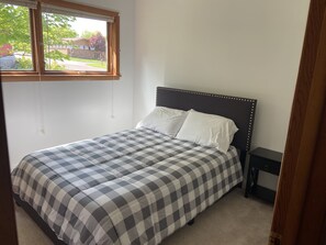 3 habitaciones, tabla de planchar con plancha y wifi gratis 