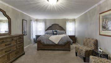 House (Llama House -**Self distance in peace) | 3 bedrooms, travel crib, free WiFi