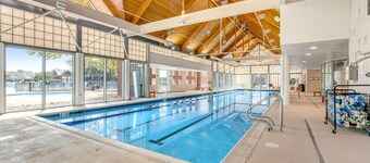 Bear Trap Dunes golf condo with indoor pool, 2 outdoor pools & beach shuttle