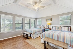 3 chambres, Internet gratuit, draps fournis