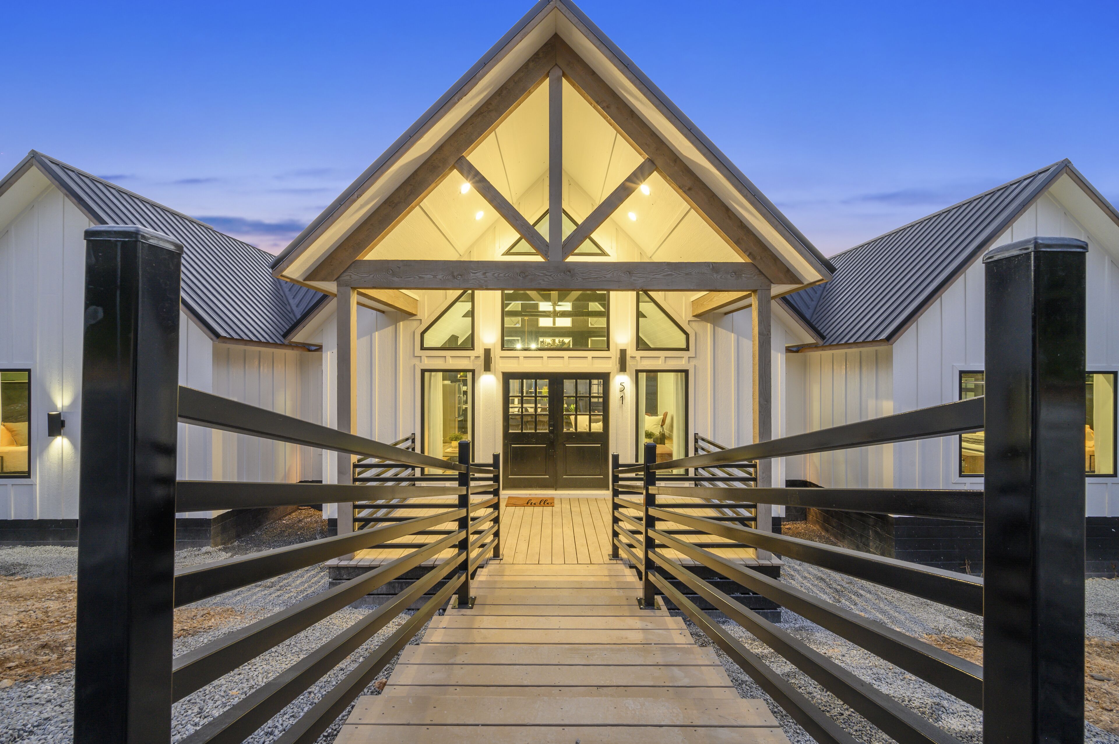 المنشأة من الخارج