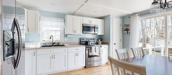 Dog-friendly home with deck, pool table, & firepit - walk to downtown Boothbay