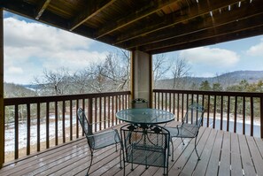 Condo (Overlook @ Eagles Nest - Updated - Cl) | Balcón