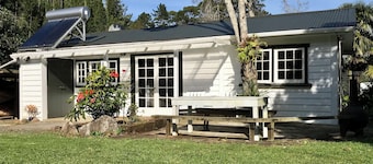 Kauri post cottage, close to everything!