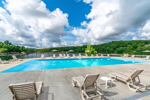 Condo (Bear Cabin Getaway - Close to SDC - F) | Pool