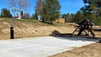 Sportplatz