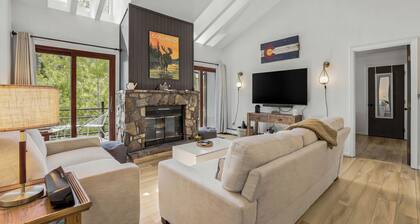 New Pool, Hot Tub & Sauna | 3BR Condo Sleeps 8