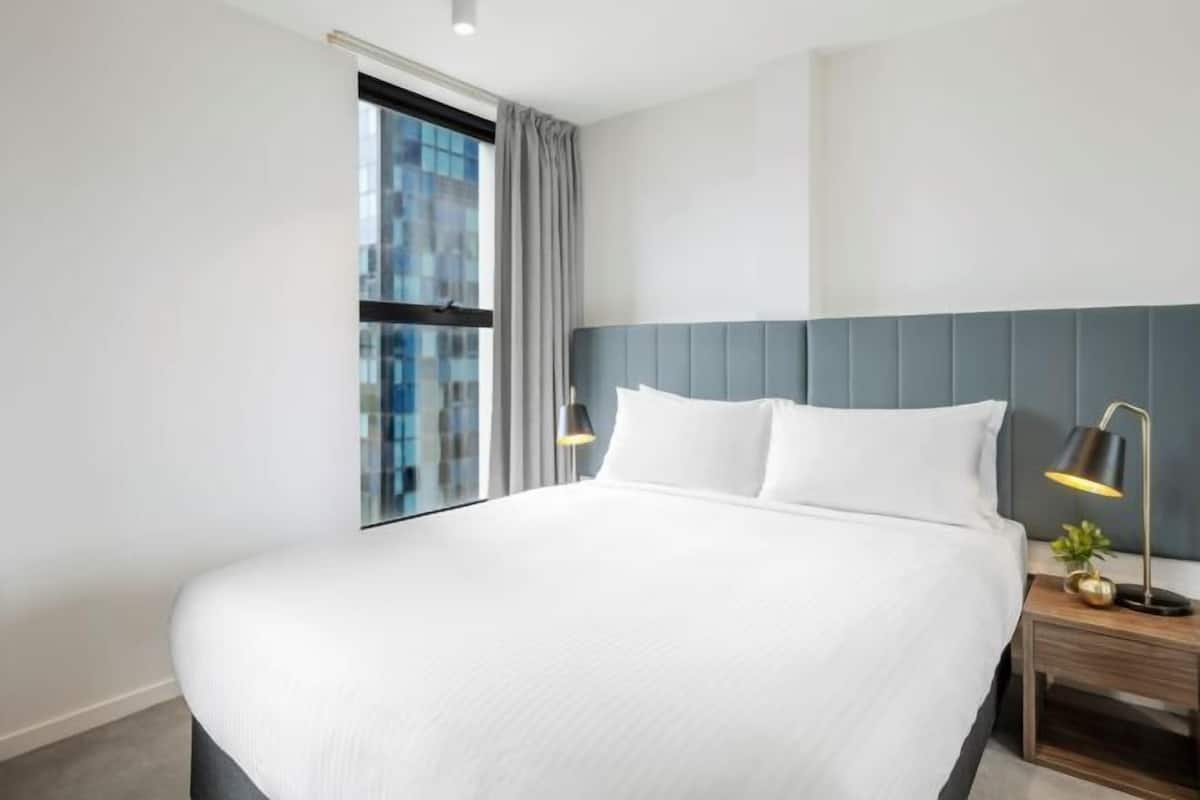 1 bedroom, premium bedding, pillow-top beds, in-room safe