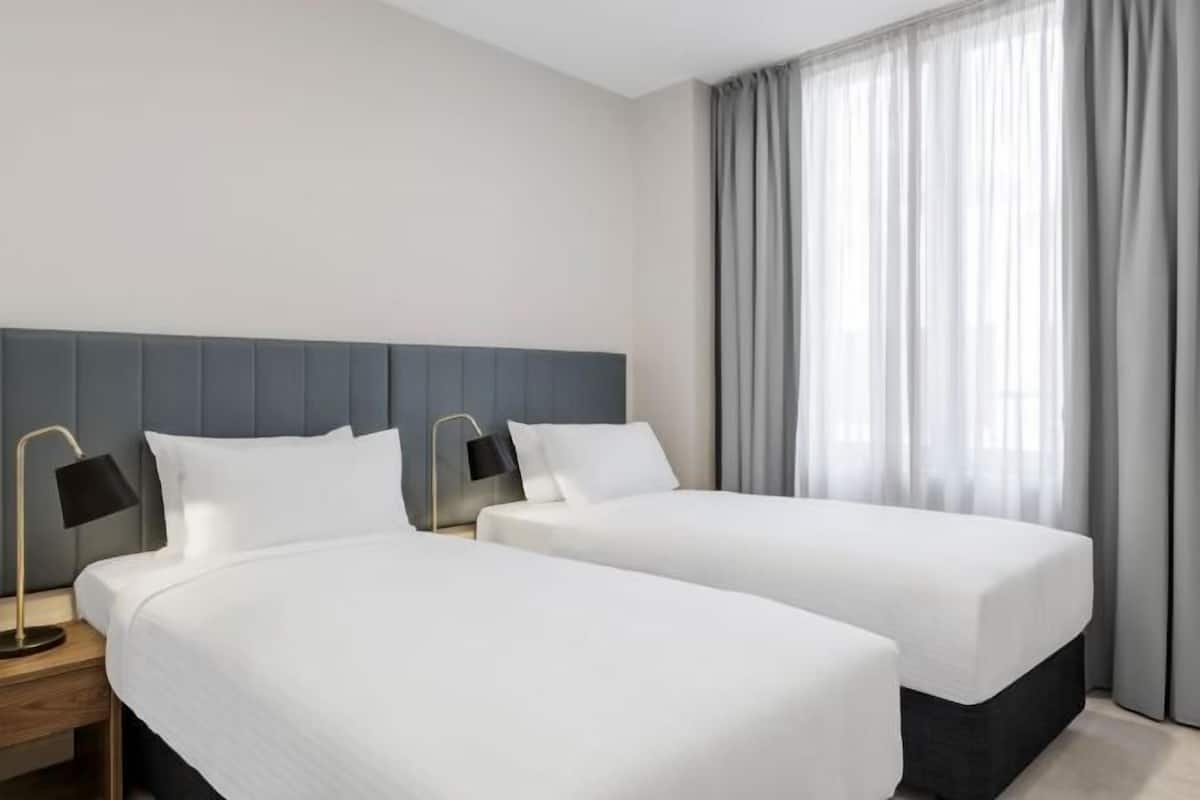 1 bedroom, premium bedding, pillow-top beds, in-room safe