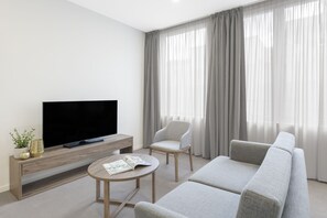 Living area - Brady Apartment Hotel Hardware Lane (Melbourne)