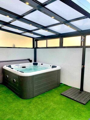 Indoor spa tub - LAS GAVIOTAS (Tarifa)