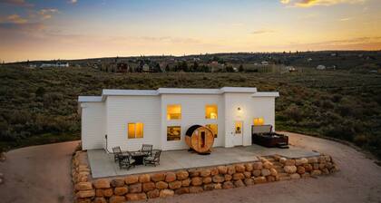 Sauna+Pet Friendly+Arcades+Lake Views+Hot Tub