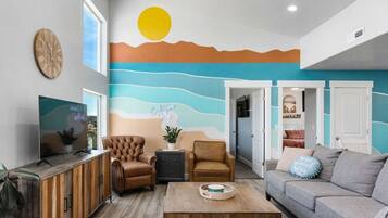 TV connectée, jeux vidéo, livres