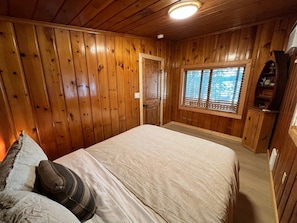 1 soverom, reiseseng for barn og sengetøy