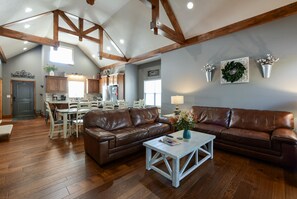 House (Cedar Crest Lodge - Resort Amenities ) | Living room | TV, fireplace - Cedar Crest Lodge (Hollister)