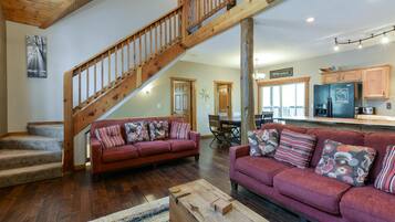 Rumah (Coyote Cabin - EXCELLENT Location - 6) | Eksterior