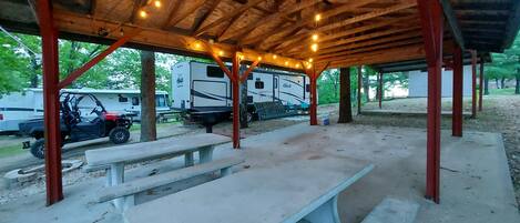 Cottage (Connie's Camp - 2014 Coachman W/bunkh) | Exterior