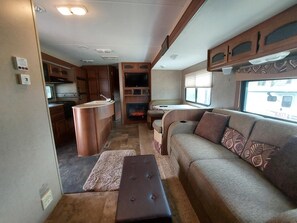 Cottage (Connie's Camp - 2014 Coachman W/bunkh) | Exterior