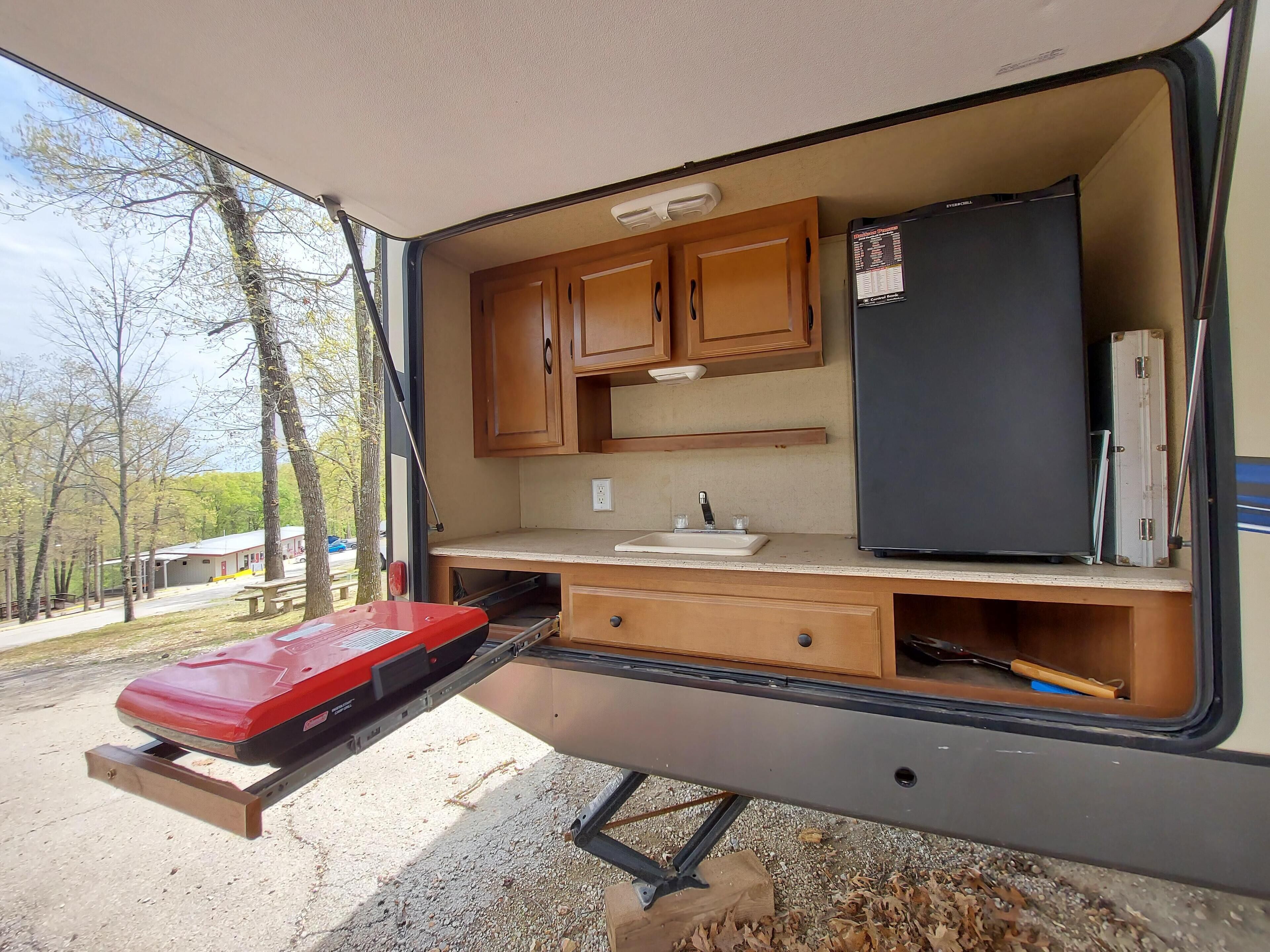 Cottage (Connie's Camp - 2014 Coachman W/bunkh) | Exterior