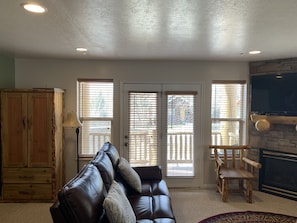 Living area - Don’t miss out! Book our Cozy Corner Condo for next winter!  (Eden)