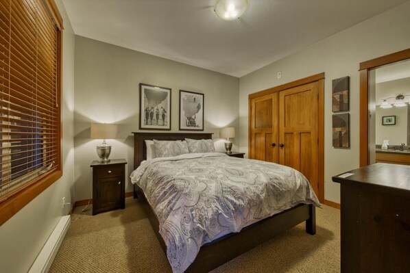 Condo, 2 Bedrooms | 2 bedrooms, iron/ironing board, free WiFi