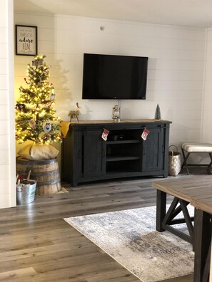 Condo (CityScape - Premier Condo -VIEWS - Up) | Exterior