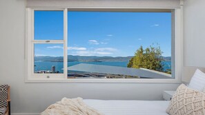 4 bedrooms, travel cot, free WiFi, bed sheets