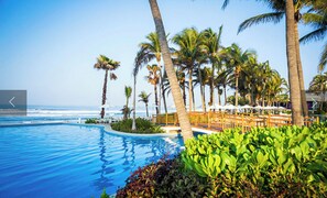 Pool - THE GRAND MAYAN MASTER ROOM (Riviera Maya)