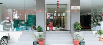 Reddoorz Near Fernwoods Garden Quezon City