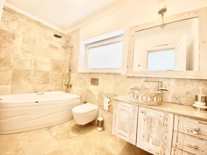 Bathroom - Club Barbarossa Villas (Kas)