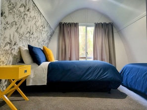 4 bedrooms, free WiFi