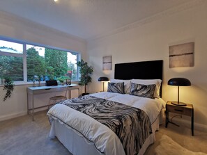 House, Multiple Beds - Beech Dreams - Stylish Place to Stay (Conwy)