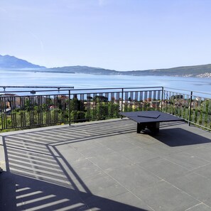 Property grounds - "La Capilla - Small villa 500m from the sea (Bijela)