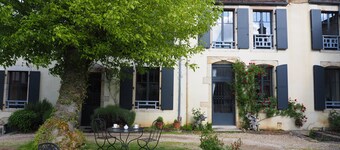 House with garden to discover Burgundy's vineyards