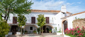 RURAL HOUSE 5 ROOMS, 21 PEOPLE 