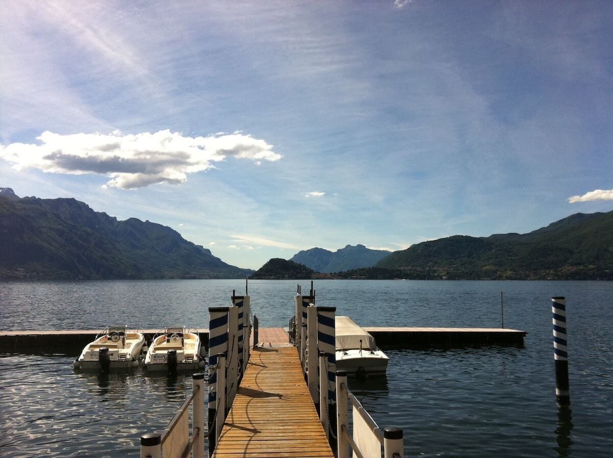 Overlooking the lake in the center of Bellagio inner patio history and lake view