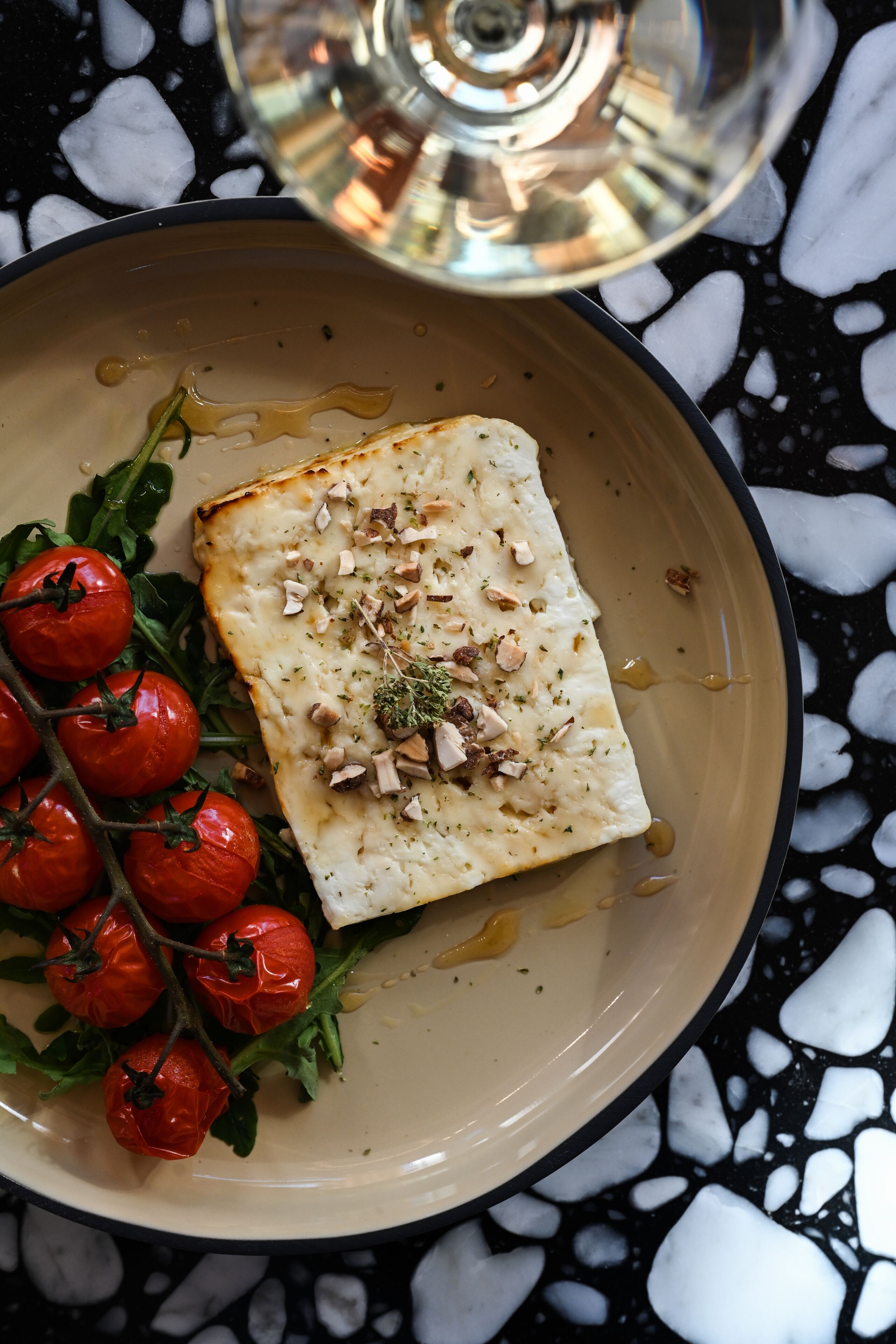 lunch and dinner served