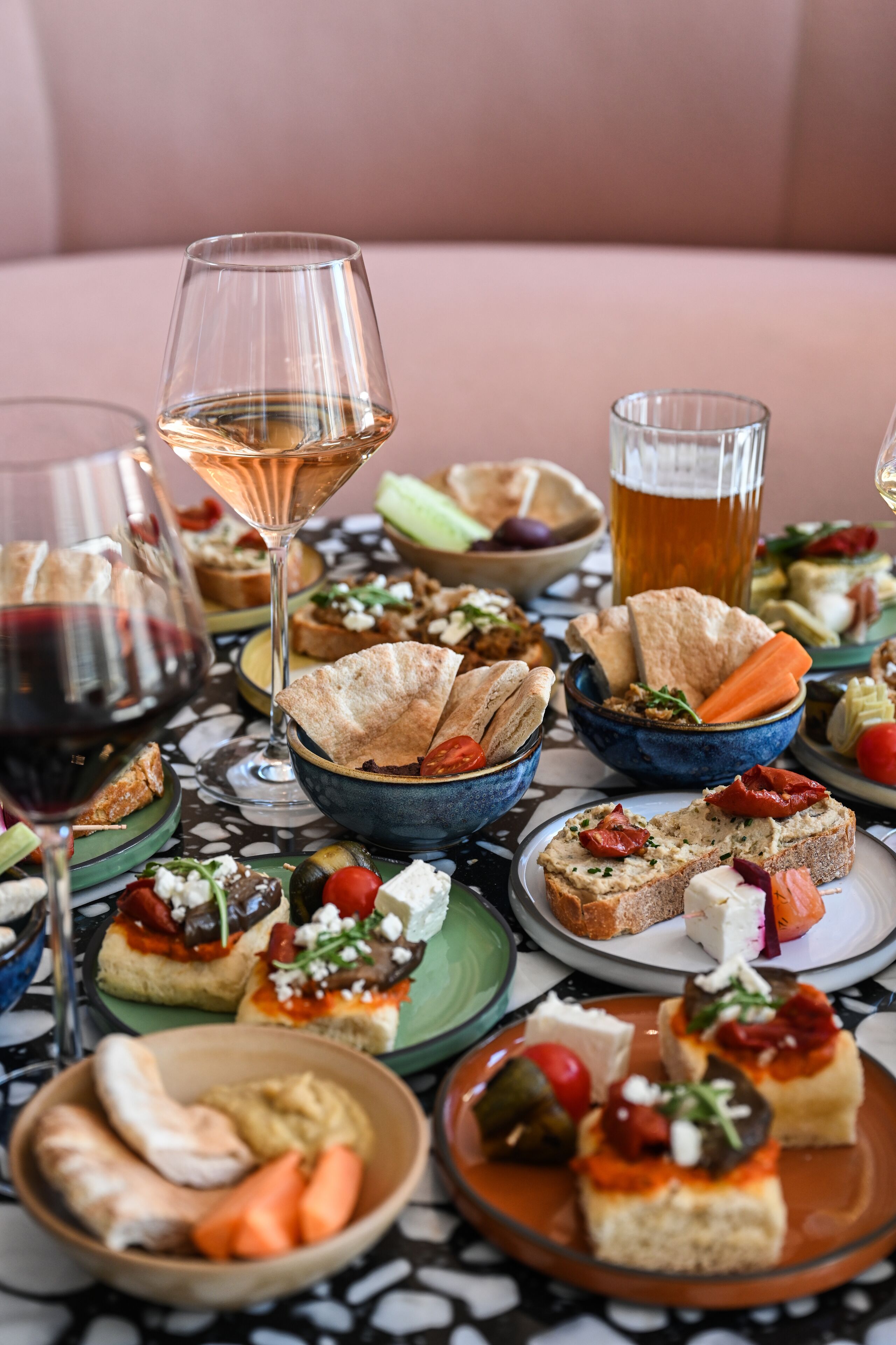 lunch and dinner served